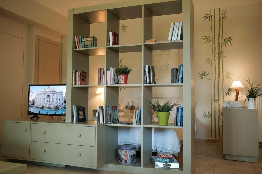 Apartment With Garden In Thessaloniki. Exterior photo